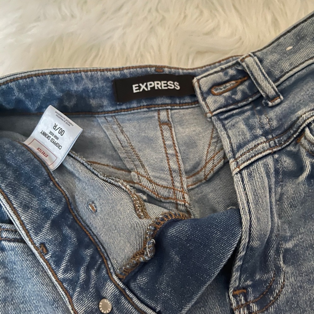Express Cropped Skinny High Rise - Picture 3 of 5